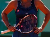 Roland Garros: Hantuchova también golpe ante Wozniacki