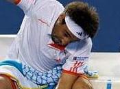 Tenista Baghdatis rompe raquetas